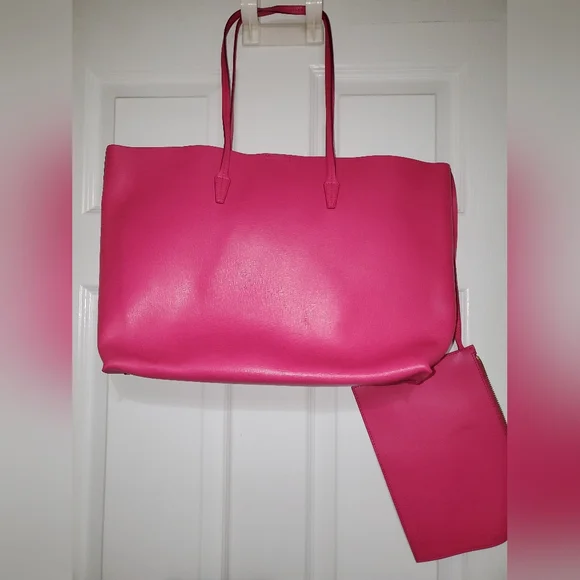 Versace Medusa Leather Tote - Picture 8 of 9